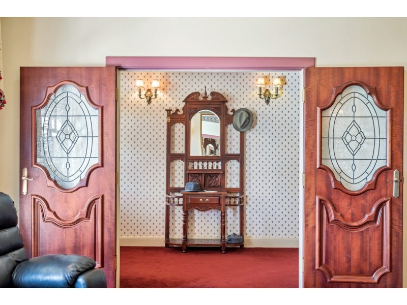 6 La Salle Court, Happy Valley SA 5159