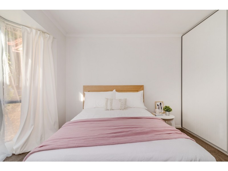 6 Pine View Close, Old Reynella SA 5161