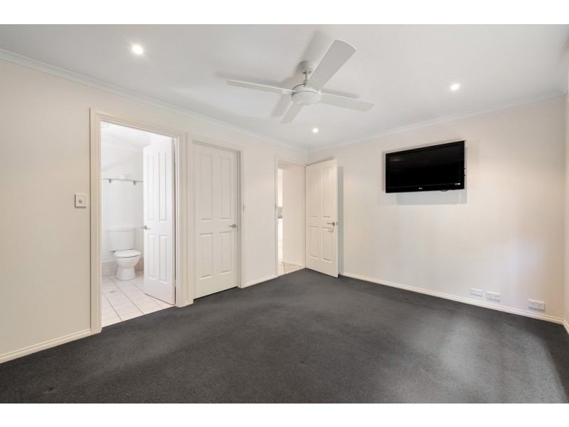 26 Hartog Street, Woodcroft SA 5162