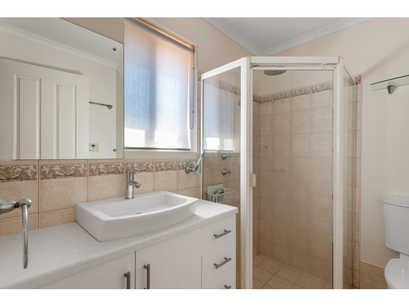 26 Hartog Street, Woodcroft SA 5162