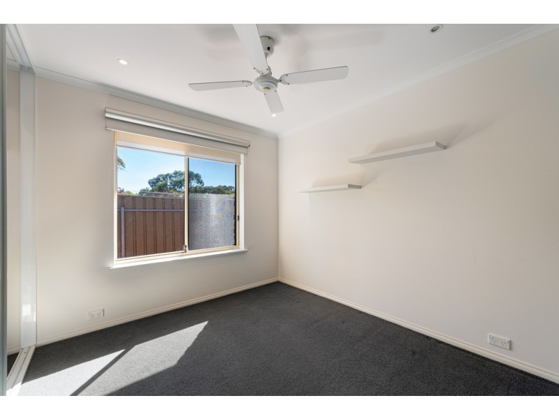 26 Hartog Street, Woodcroft SA 5162