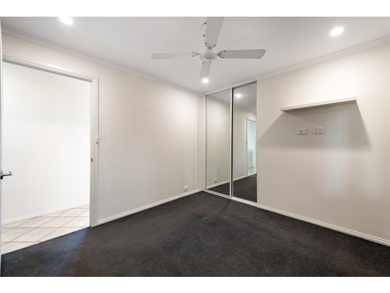 26 Hartog Street, Woodcroft SA 5162