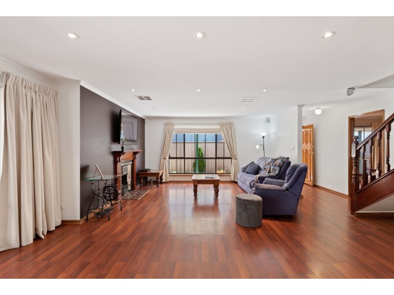 11 Tamarind Walk, Aberfoyle Park SA 5159