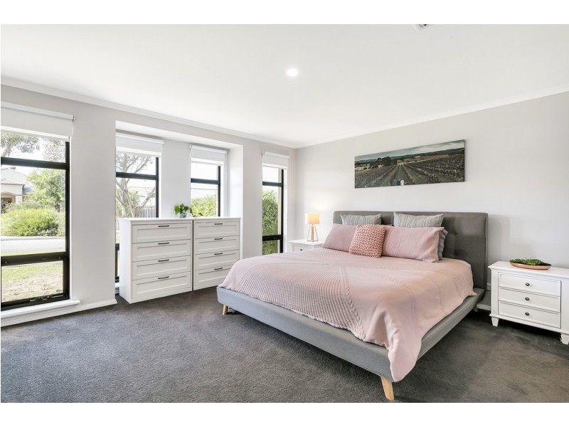 12 Scrub Avenue, Aldinga Beach SA 5173