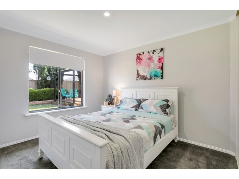 12 Scrub Avenue, Aldinga Beach SA 5173