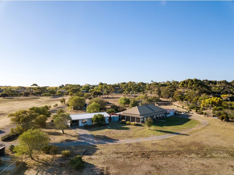 100 Wheaton Road, Mclaren Vale SA 5171