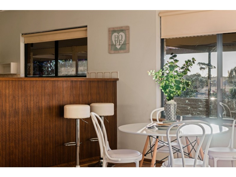 100 Wheaton Road, Mclaren Vale SA 5171