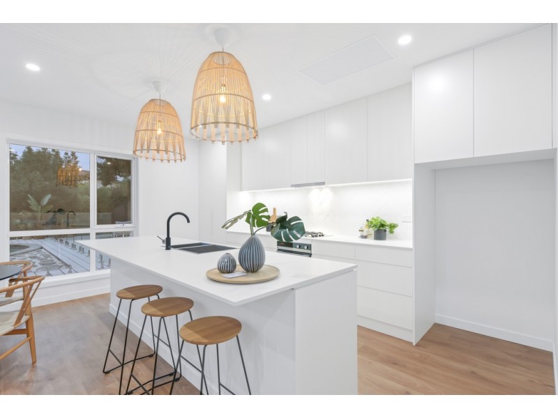 7 Braeside Avenue, Seacombe Heights SA 5047