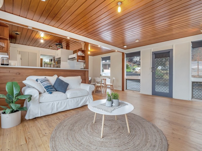 38 Holly Rise, Hackham West SA 5163