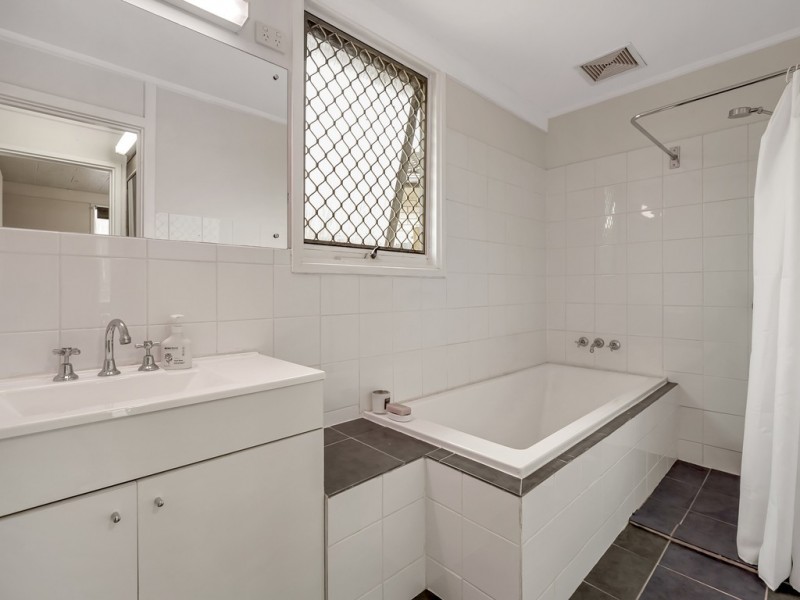 38 Holly Rise, Hackham West SA 5163