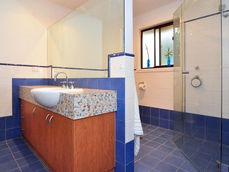 6 Lyons Circuit, Trott Park SA 5158