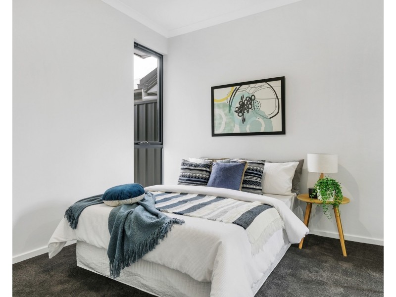 7 Agnes Street, Christie Downs SA 5164