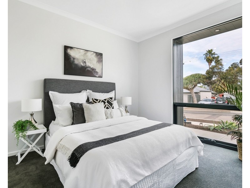 7 Agnes Street, Christie Downs SA 5164