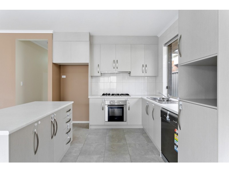 46 Marston Drive, Morphett Vale SA 5162