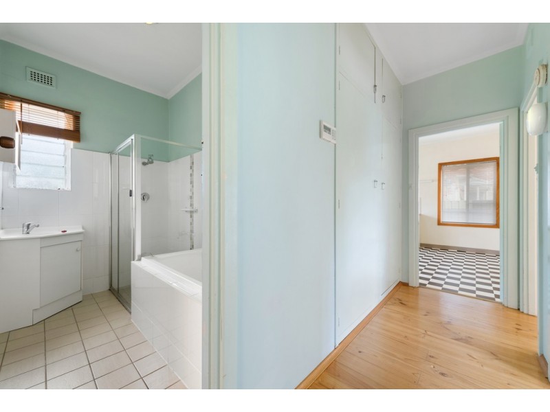 135 Oaklands Road, Warradale SA 5046