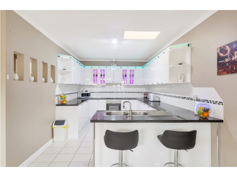 25 Judith Crescent, Morphett Vale SA 5162