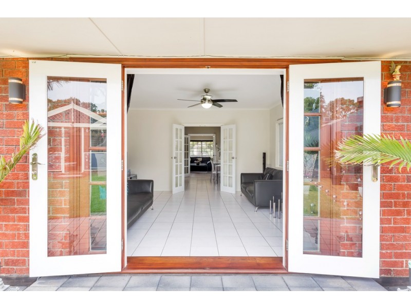 25 Judith Crescent, Morphett Vale SA 5162