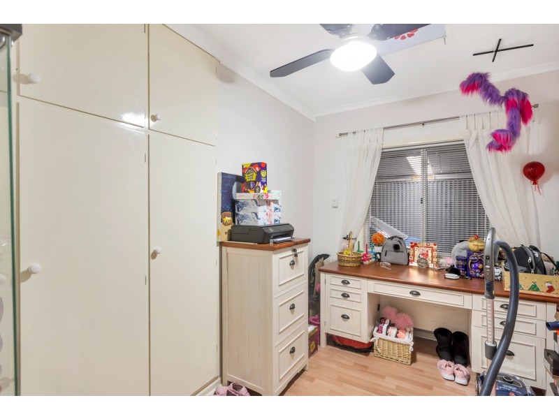 25 Judith Crescent, Morphett Vale SA 5162