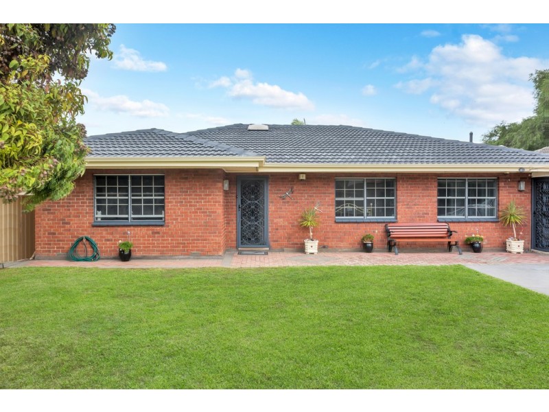 25 Judith Crescent, Morphett Vale SA 5162