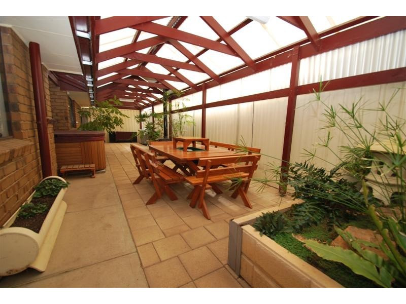 22 Liddell Drive, Huntfield Heights SA 5163