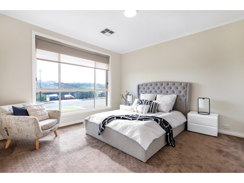 18 Anglesea Lane, Seaford Rise SA 5169