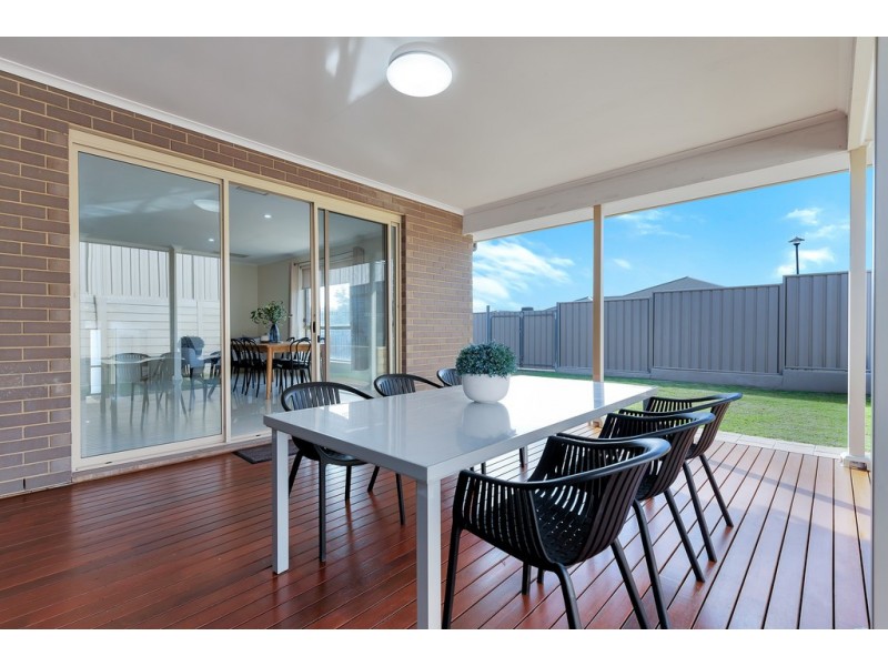 18 Anglesea Lane, Seaford Rise SA 5169