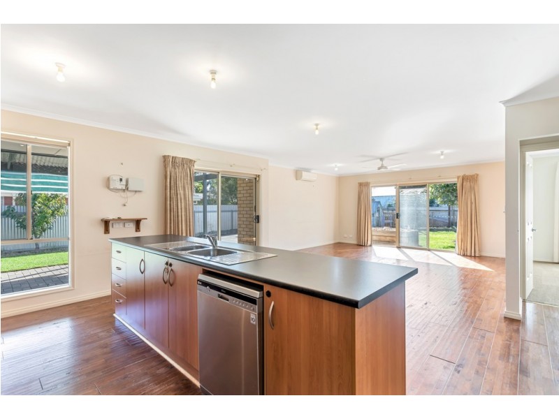 13 Oakley Crescent, Aldinga Beach SA 5173