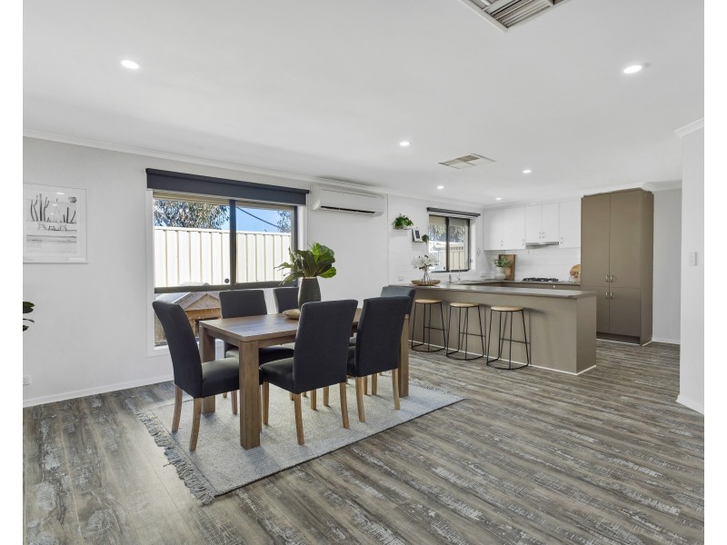 10 Blossom Court, Direk SA 5110