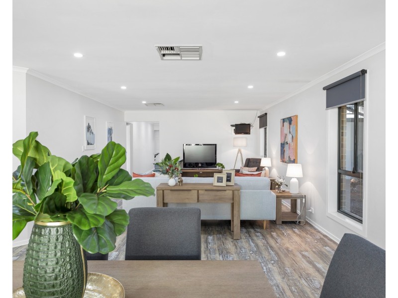 10 Blossom Court, Direk SA 5110