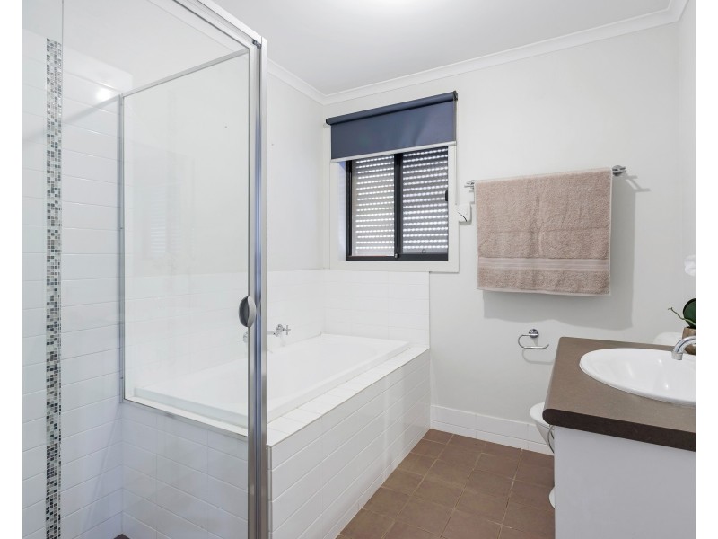 10 Blossom Court, Direk SA 5110