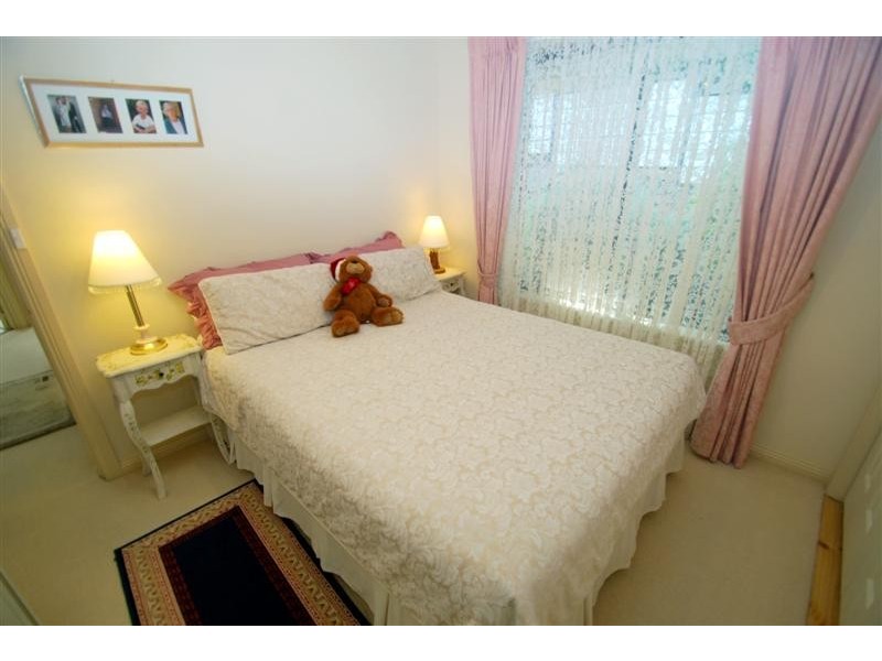 47 Tania Drive, Aberfoyle Park SA 5159