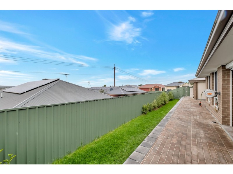 40 Erebus Glen, Hallett Cove SA 5158