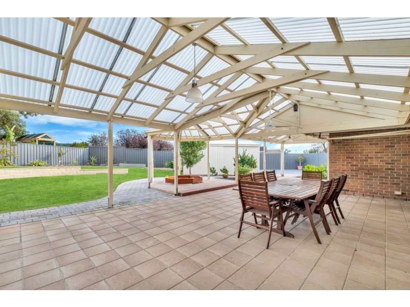 6 Boyd Court, Trott Park SA 5158