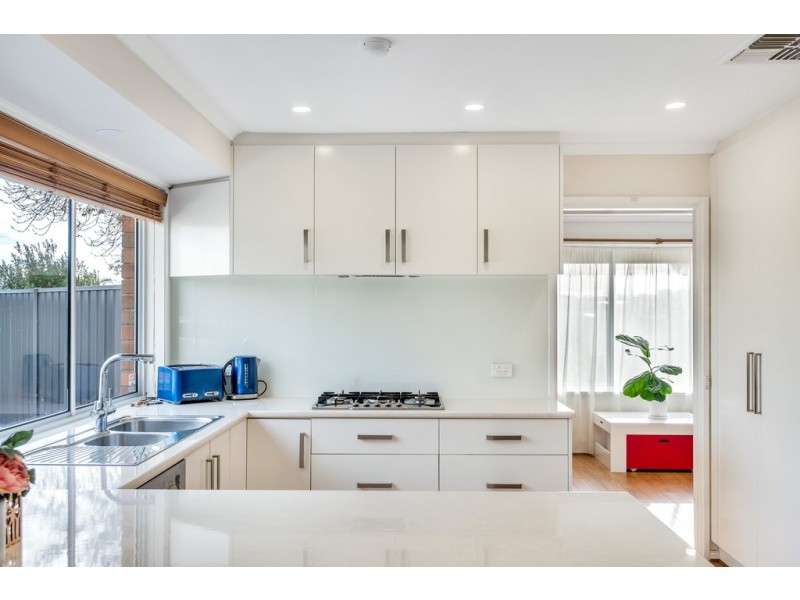 6 Boyd Court, Trott Park SA 5158