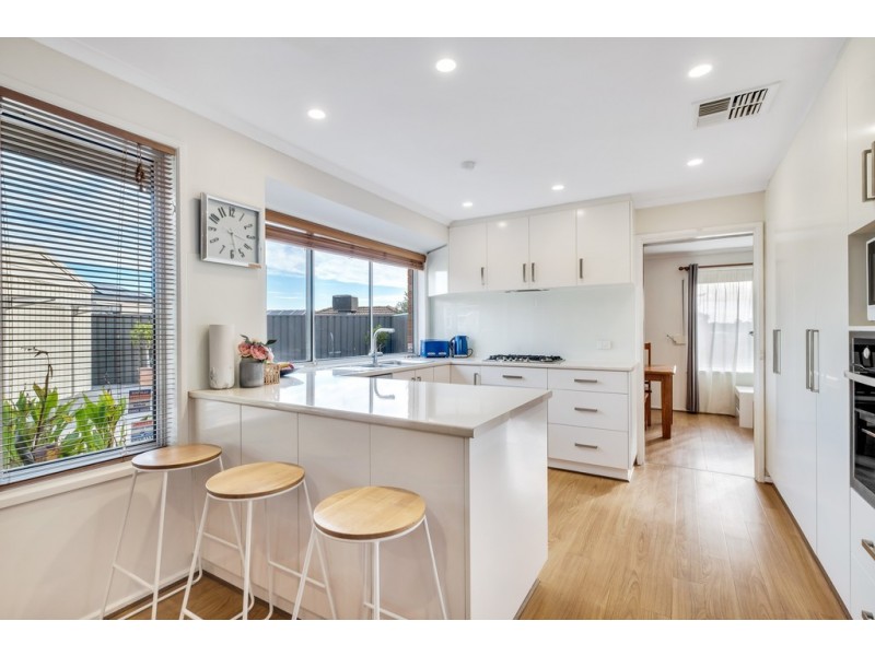 6 Boyd Court, Trott Park SA 5158