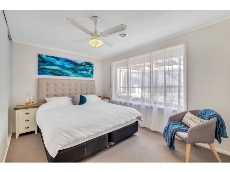 6 Boyd Court, Trott Park SA 5158
