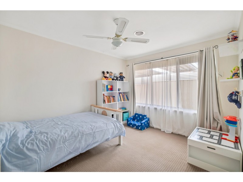 6 Boyd Court, Trott Park SA 5158