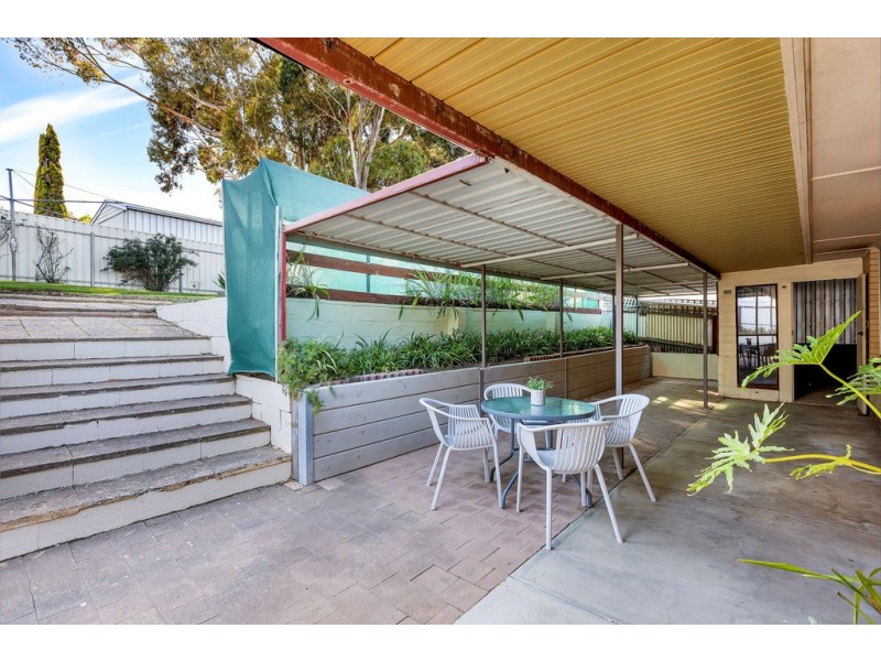 53 Conington Crescent, Morphett Vale SA 5162