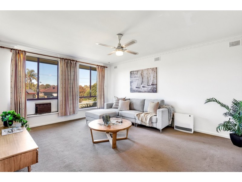 53 Conington Crescent, Morphett Vale SA 5162