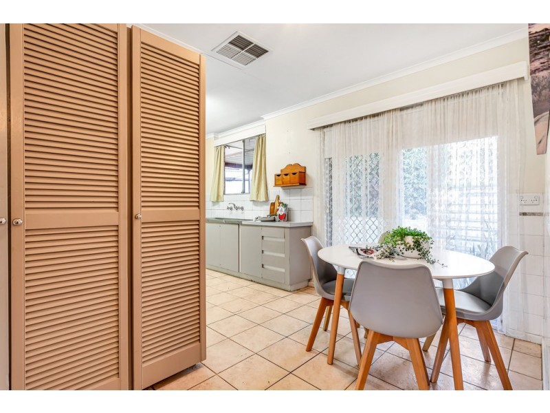 53 Conington Crescent, Morphett Vale SA 5162