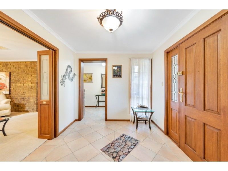 7 Lapwing Street, Hallett Cove SA 5158