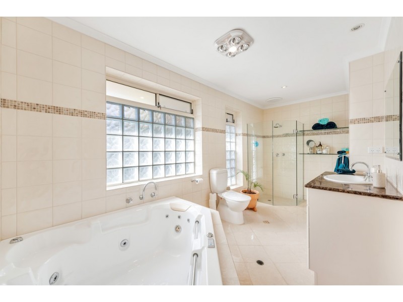 7 Lapwing Street, Hallett Cove SA 5158