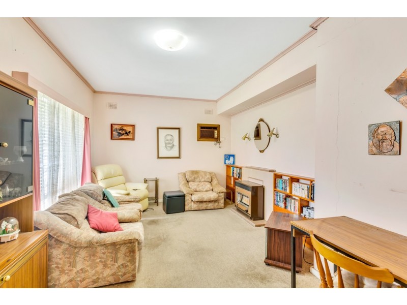 8 Heathcote Street, Marion SA 5043