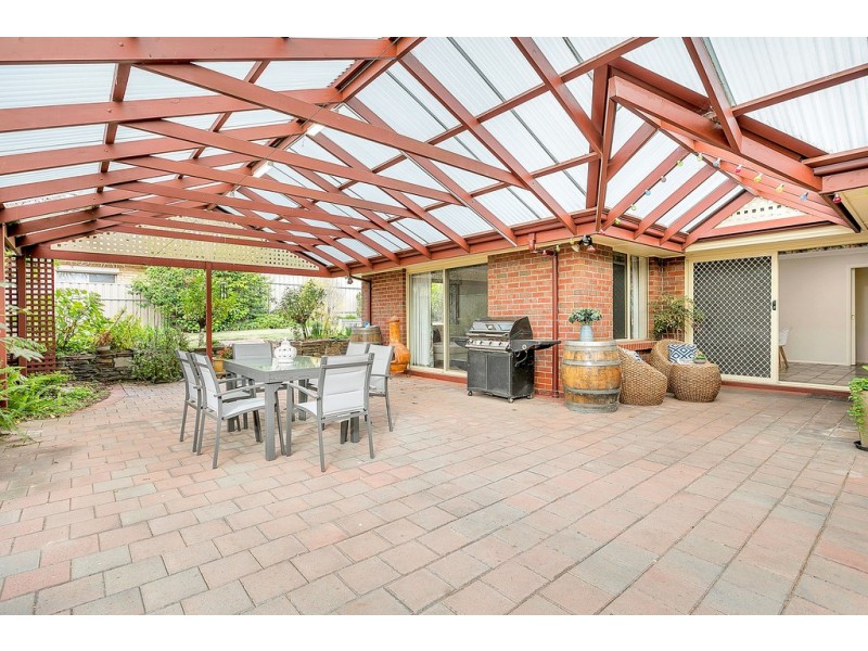 4 Jordan Court, Aberfoyle Park SA 5159