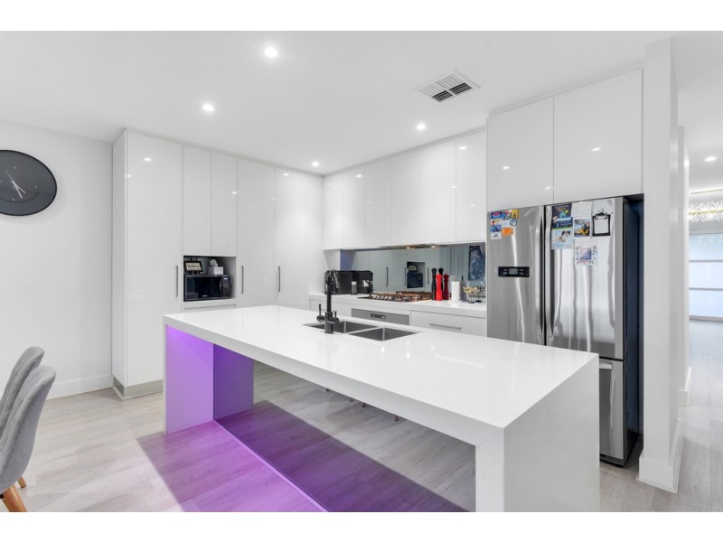 11a Lowe Street, Royal Park SA 5014