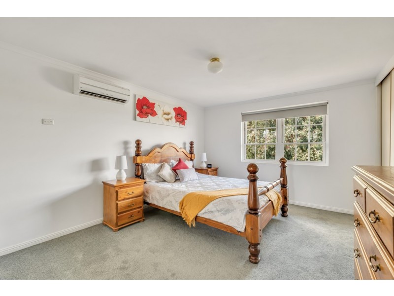 2 Ming Court, Trott Park SA 5158