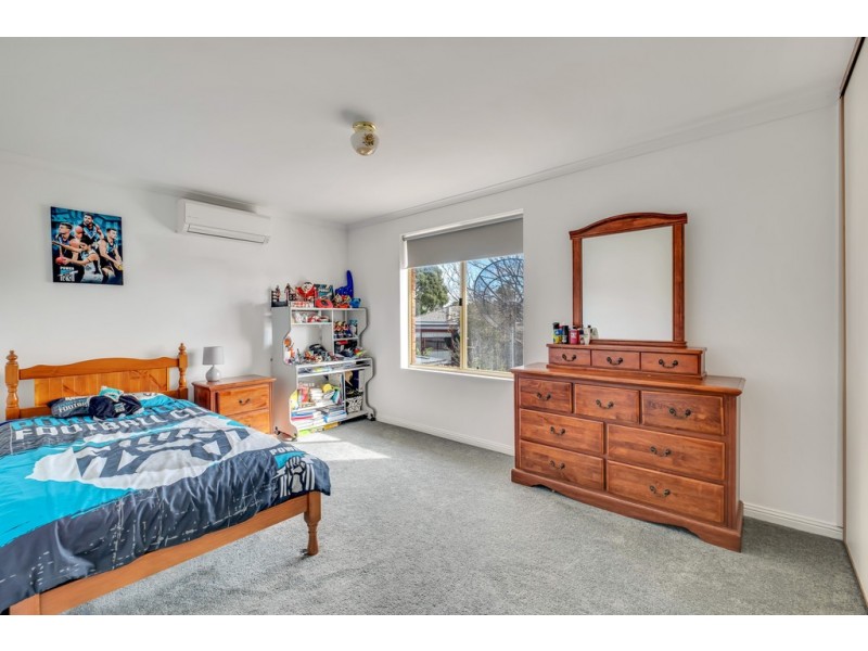 2 Ming Court, Trott Park SA 5158