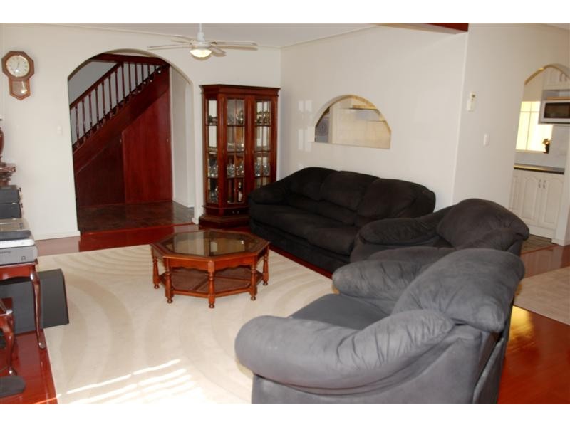 10 Kenihans Road, Happy Valley SA 5159