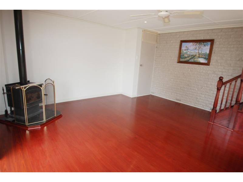 10 Kenihans Road, Happy Valley SA 5159