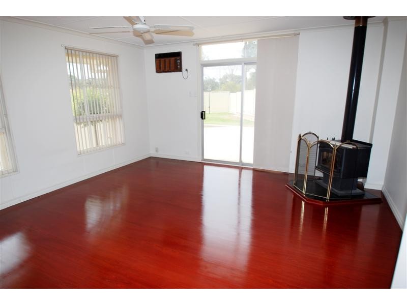 10 Kenihans Road, Happy Valley SA 5159